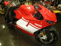 Ducati Desmosedici RR  3     