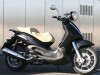   Piaggio Beverly Cruiser